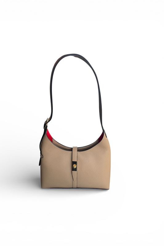 Ādas soma bēšā krāsā