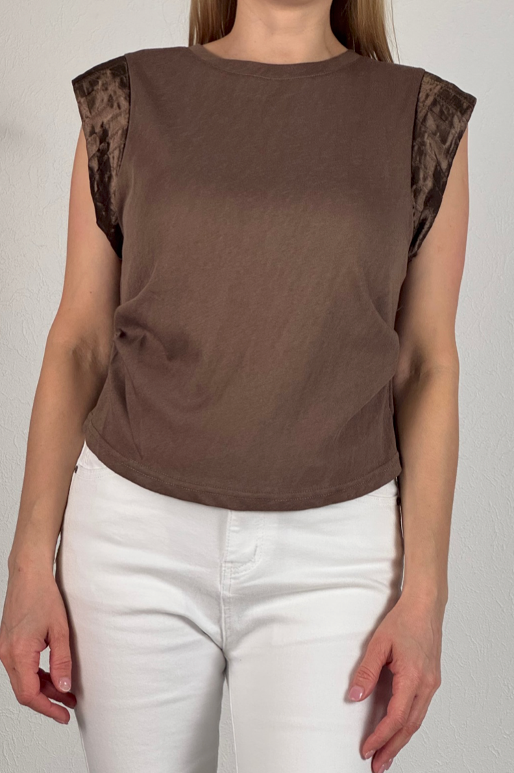 Brūns tops