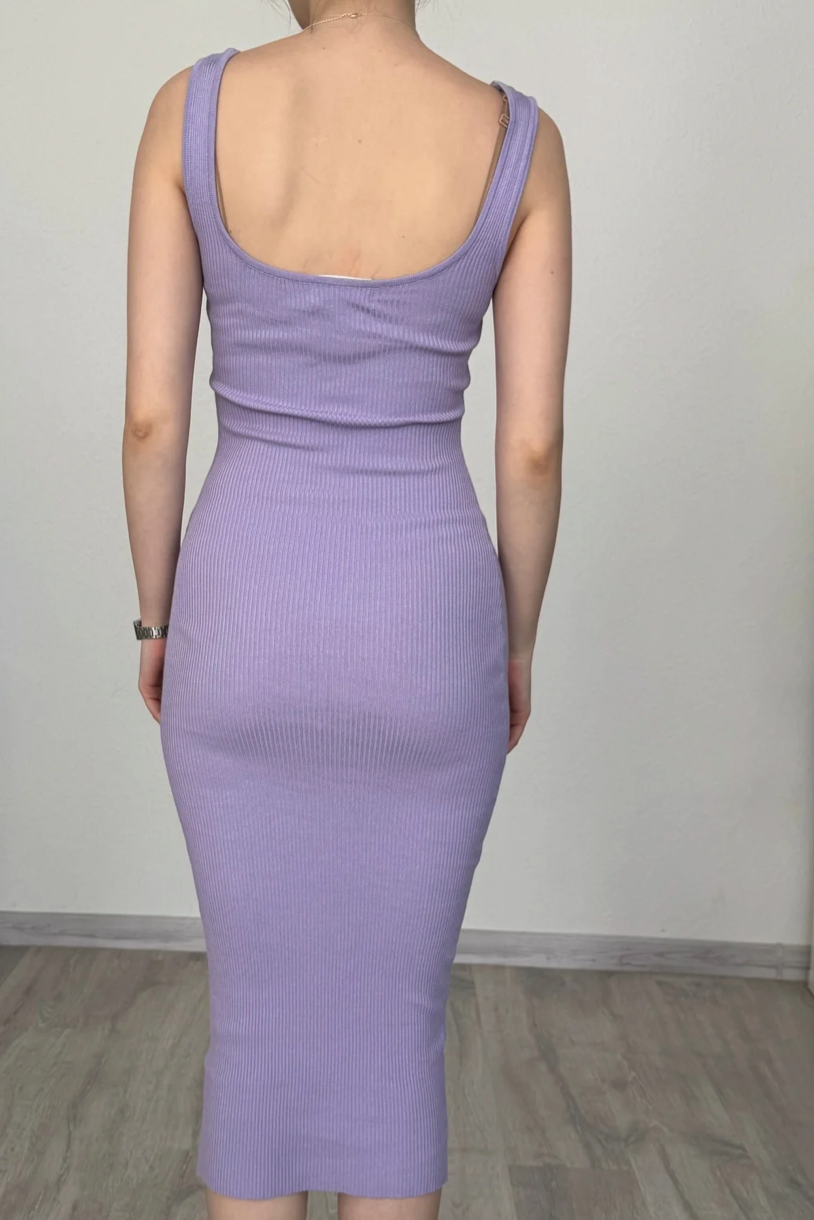 Violeta kleita