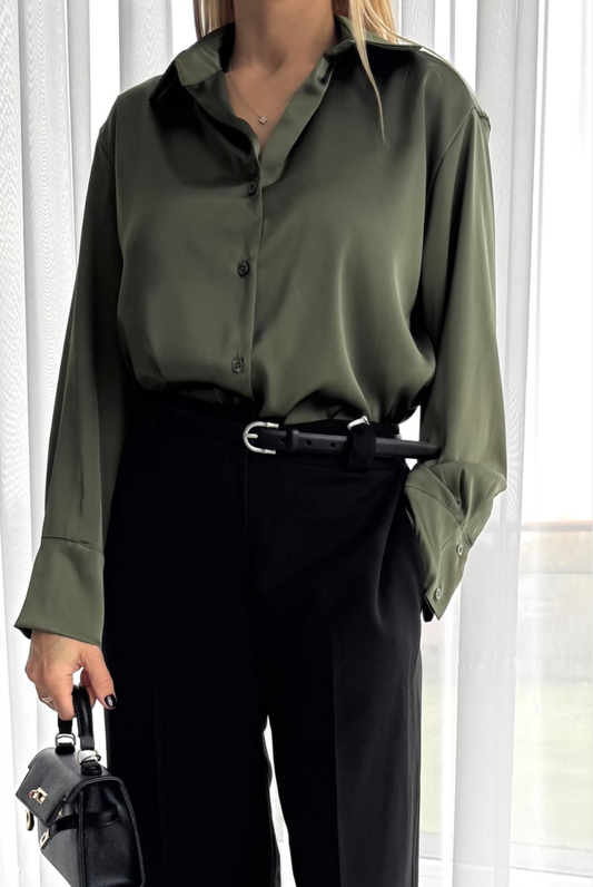 Elegants Olīvzaļš Brīvā Piegriezuma Krekls